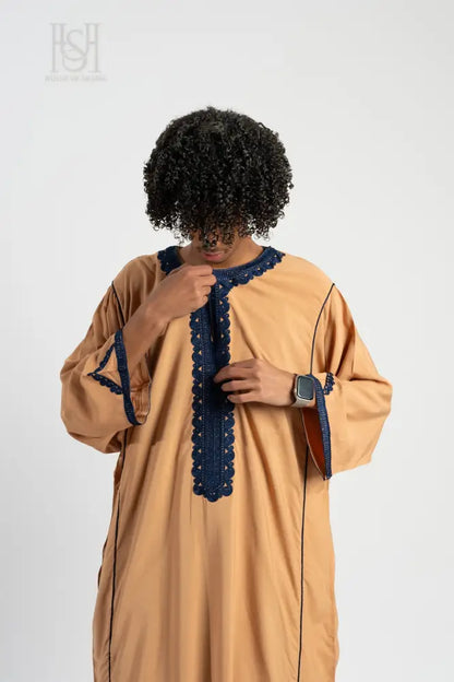 Men’s Moroccan Thobe - Peach with Sapphire Embroidery