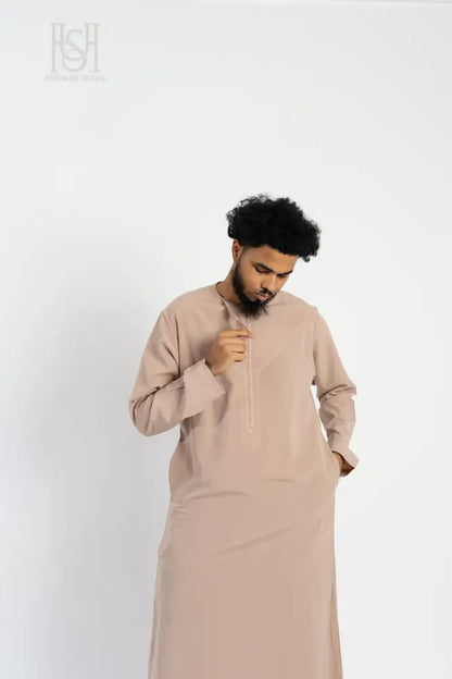Men’s Omani Thobe - Dusty Rose 60 / 22